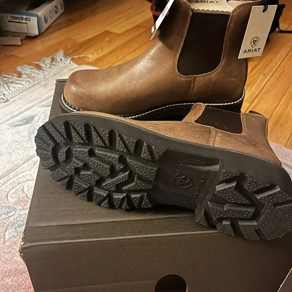 Ariat Brown Leather Chelsea Boots - Picture 5 of 9